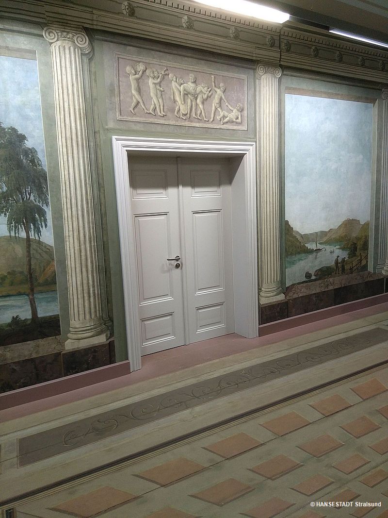 Imitierte-Marmorpilaster-in-der-Ossenreyerstrasse-1.jpg